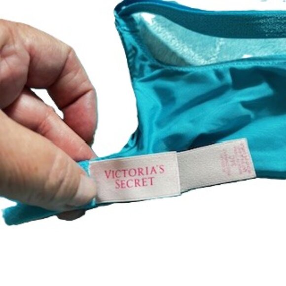 Victoria Secret Bra - Picture 4 of 4